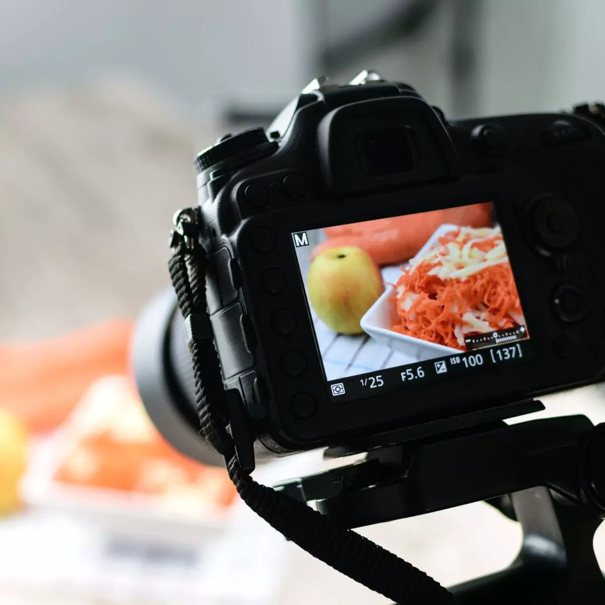 4. Tips Praktis untuk Fotografi Makro