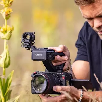 Autofokus Canggih dan Stabilitas Maksimal