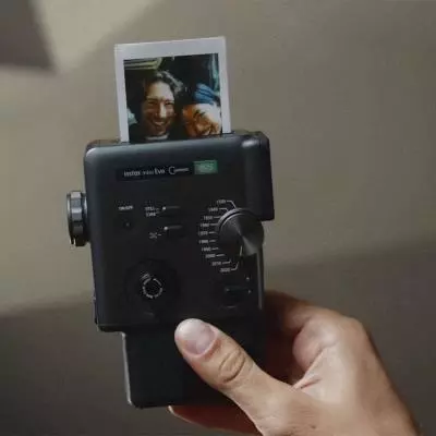 Fitur QR Code Video, Inovasi Unik di Dunia Kamera Instan