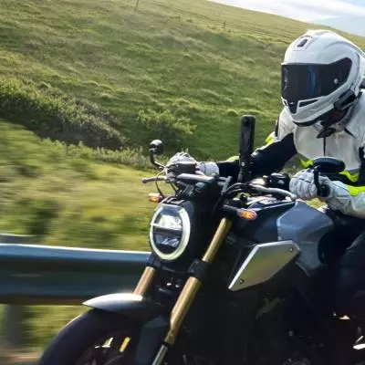 Tangguh untuk Aktivitas Outdoor & Travel