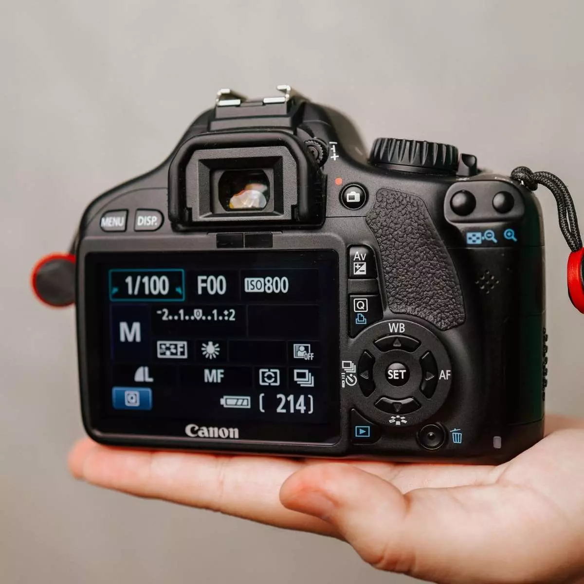 2. Salah Mengatur ISO, Aperture, dan Shutter Speed