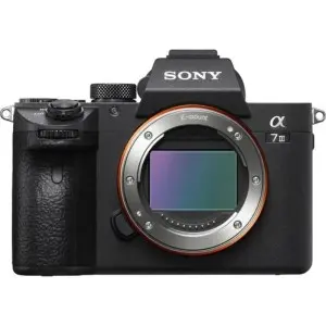 DSLR atau Mirrorless, Mana yang Cocok untuk Astrofotografi?
