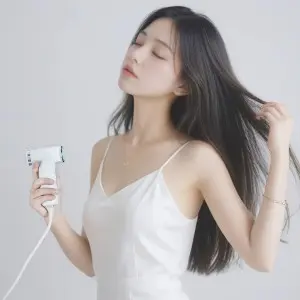 Apakah Hair Dryer Watt Kecil Bisa Tetap Kencang?